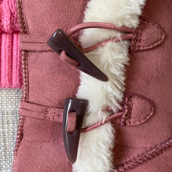 Girls Sz-3T- Pink Cable Knit Cotton Sweater & Old Navy Pull-On Light Boots- Sz-9 - Picture 13 of 16